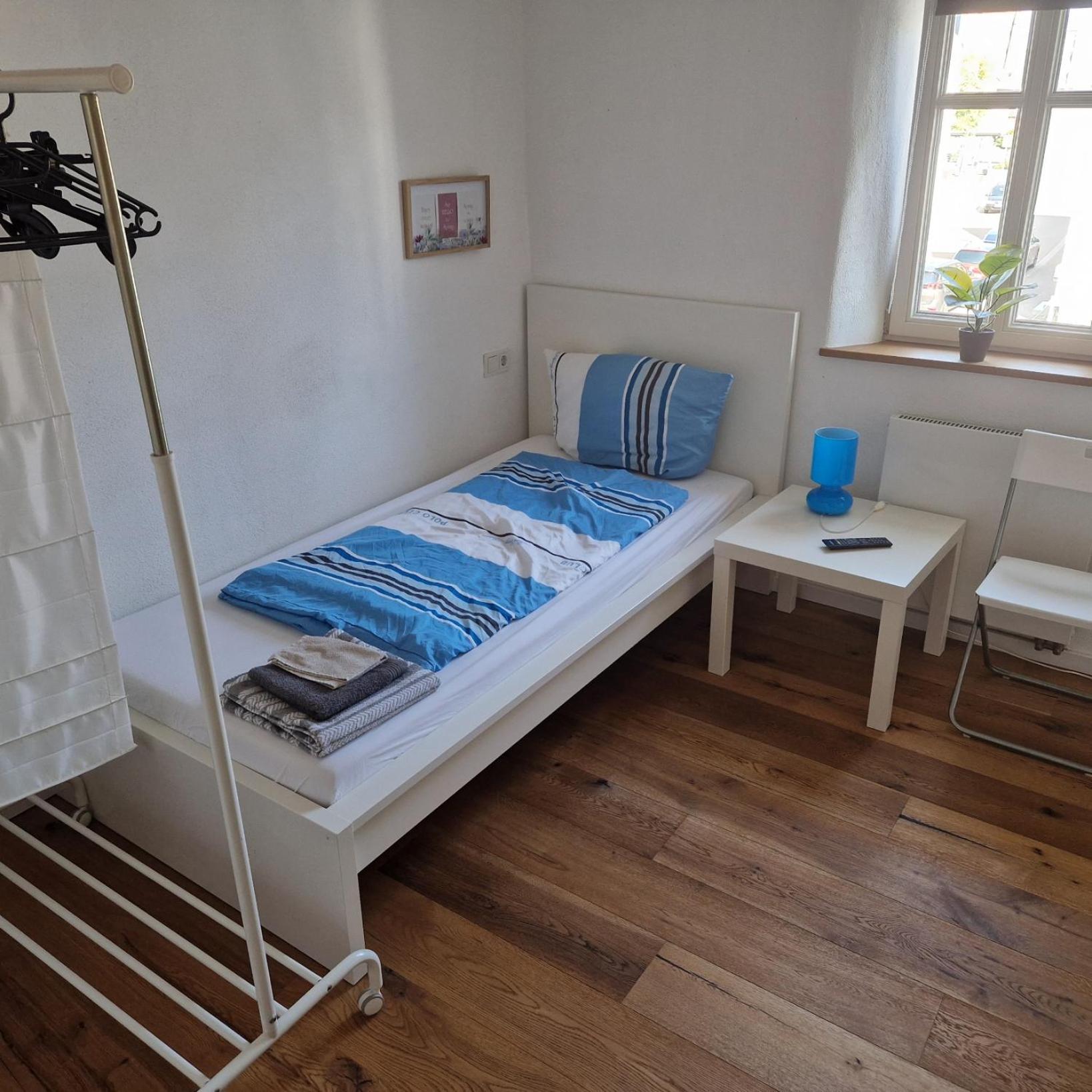 Apartments & Zimmer Kahl: Self Check-In & Furnished Comfort Kahl am Main Room photo